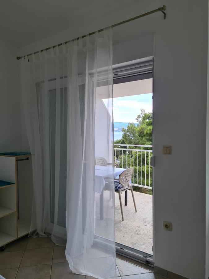 Oasis Of Peace Apartment Omis Exterior photo